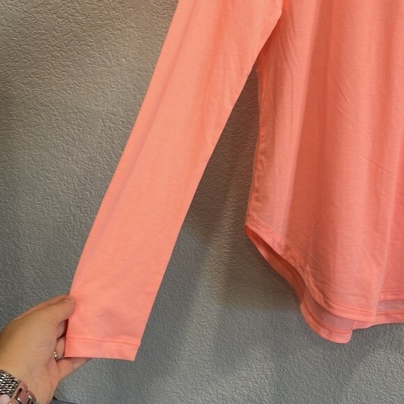 Lucy Coral Pink Scoop Bottom Crew Neck Long Sleeve T Shirt Size Small - Picture 3 of 6
